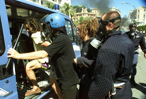 Arresti al G8 di Genova del 2001