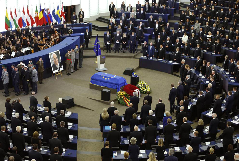 I funerali di Kohl all'Europarlamento